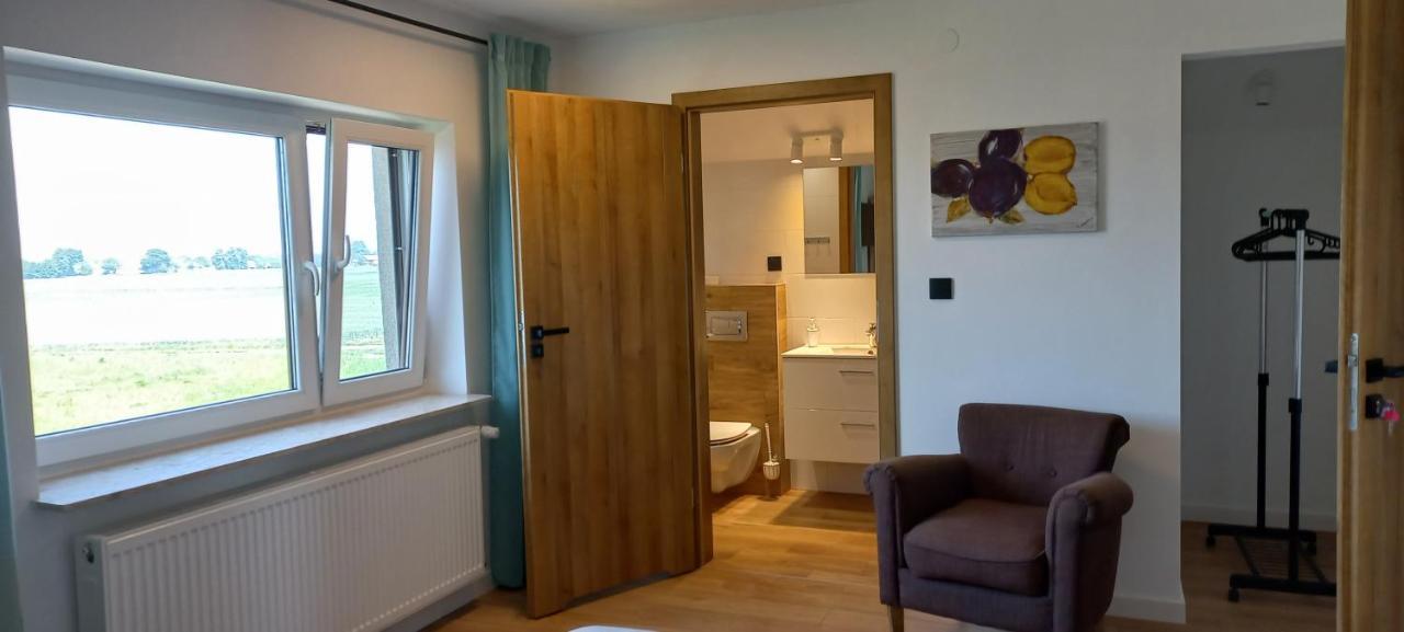 Fratole Villa Nielisz Exteriör bild