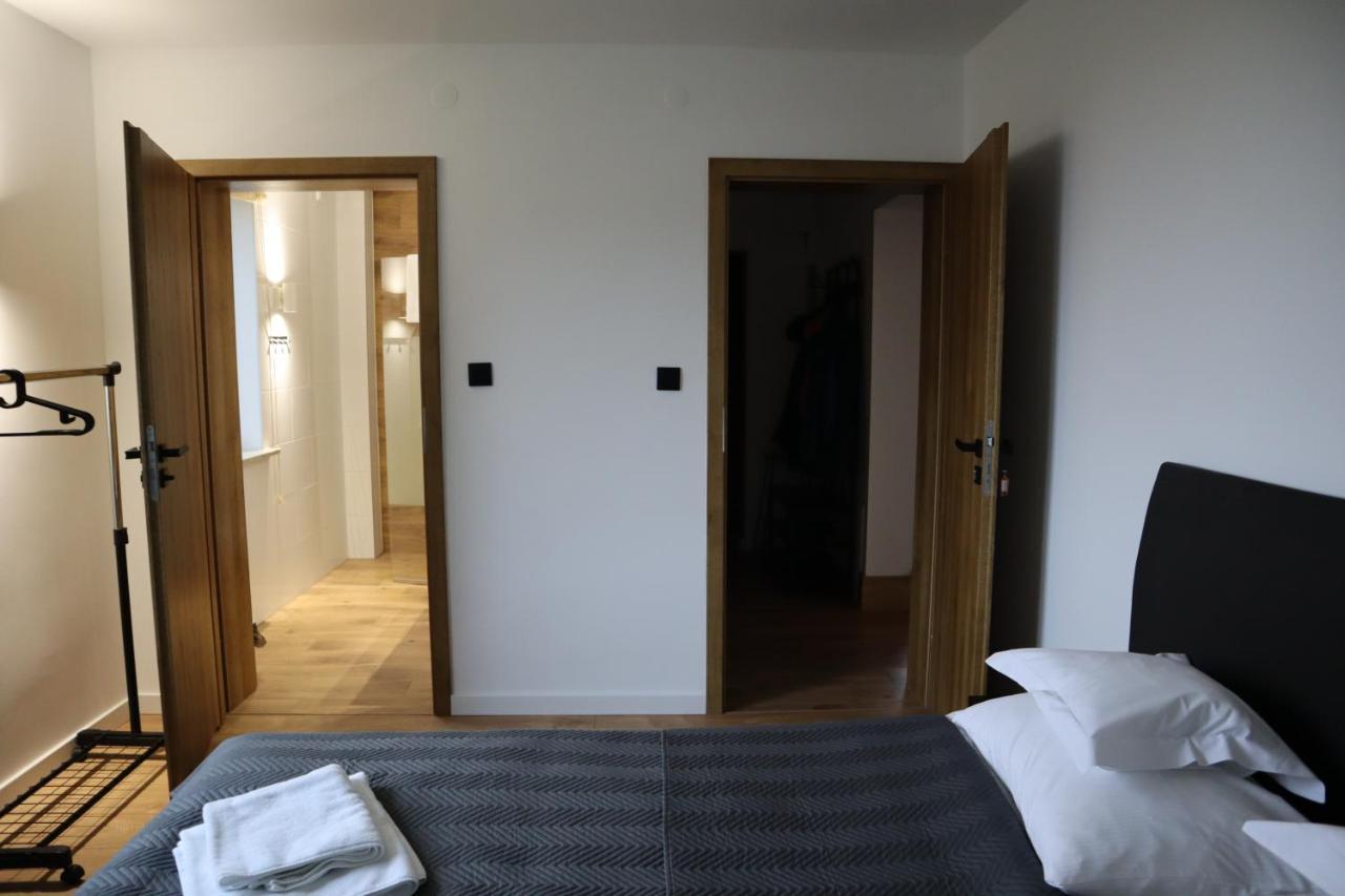Fratole Villa Nielisz Exteriör bild